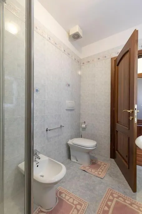Residenza Sirtori Free Parking Apartment Verona