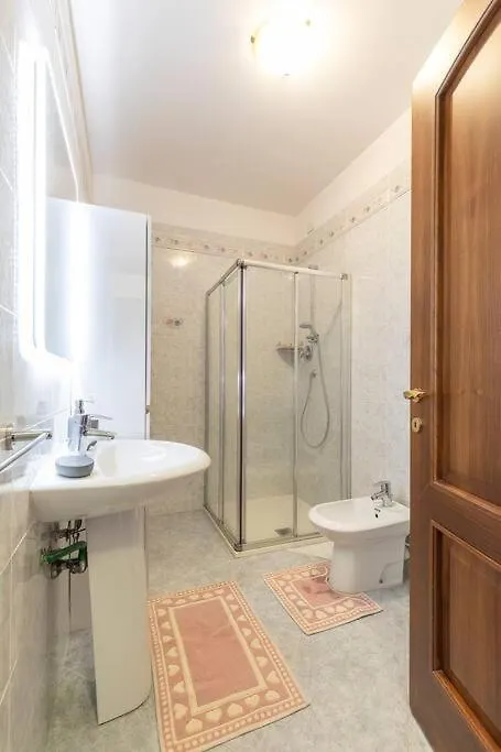 Residenza Sirtori Free Parking Apartment Verona