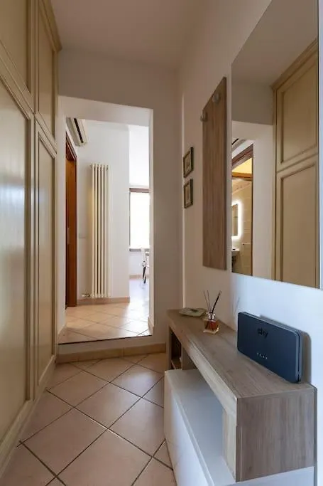 Residenza Sirtori Free Parking Apartment Verona 0*,