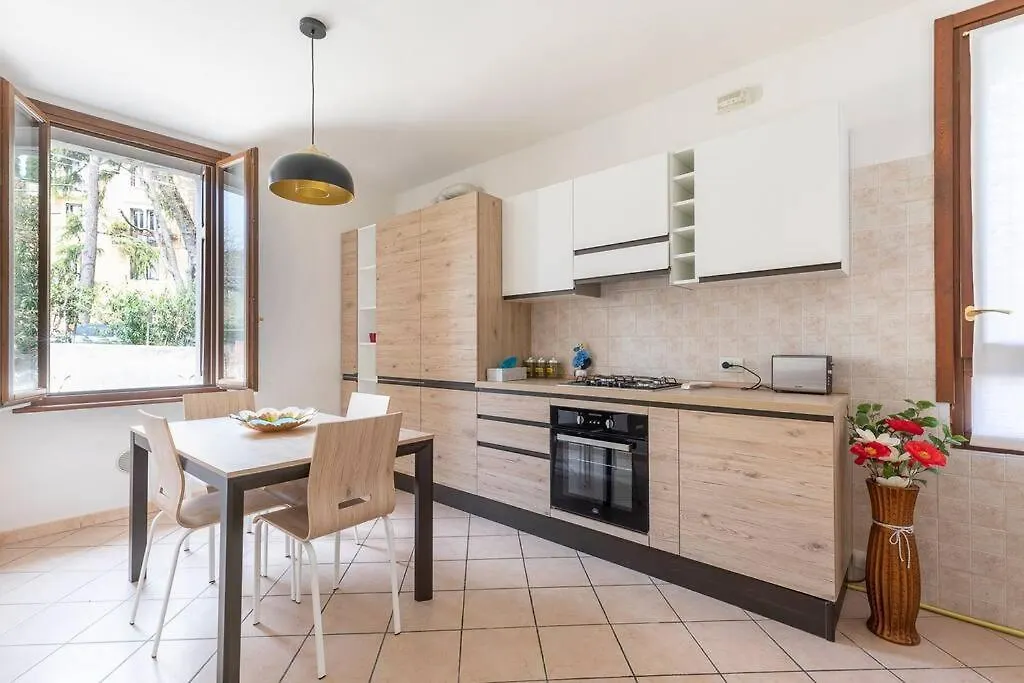 Residenza Sirtori Free Parking Apartment Verona