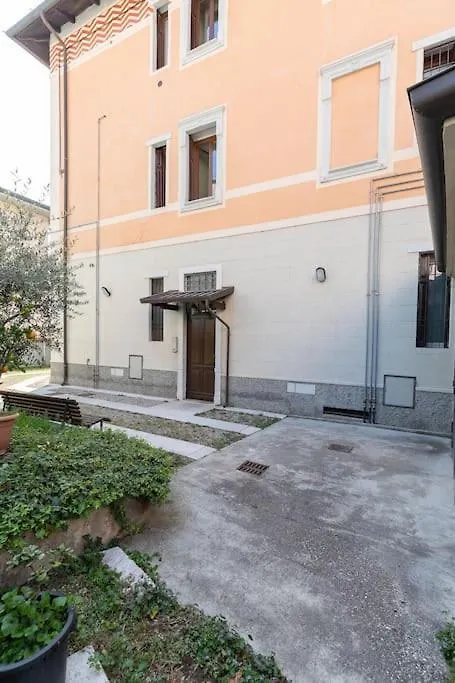 Residenza Sirtori Free Parking Apartment Verona