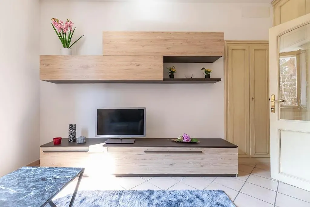 Residenza Sirtori Free Parking Apartment Verona